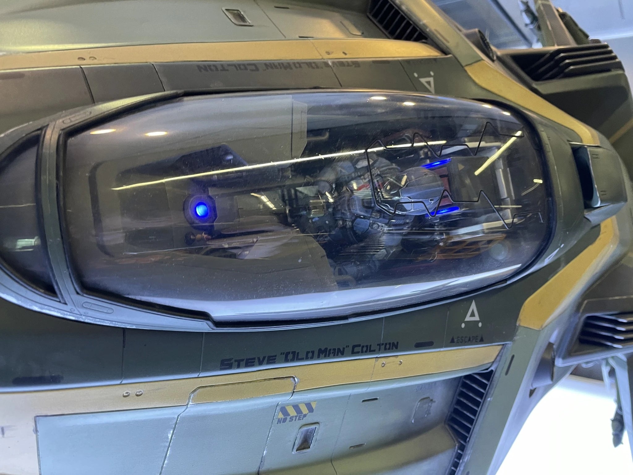 Gladius cockpit